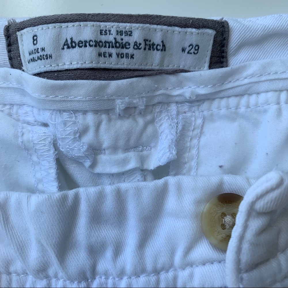 🌿A&F White Shorts🌿 - Picture 4 of 7